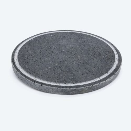 Plate-refractory-in-wash-stone-for-barbecue-round-(diameter-35-cm)-with-groove-collects-fat-min