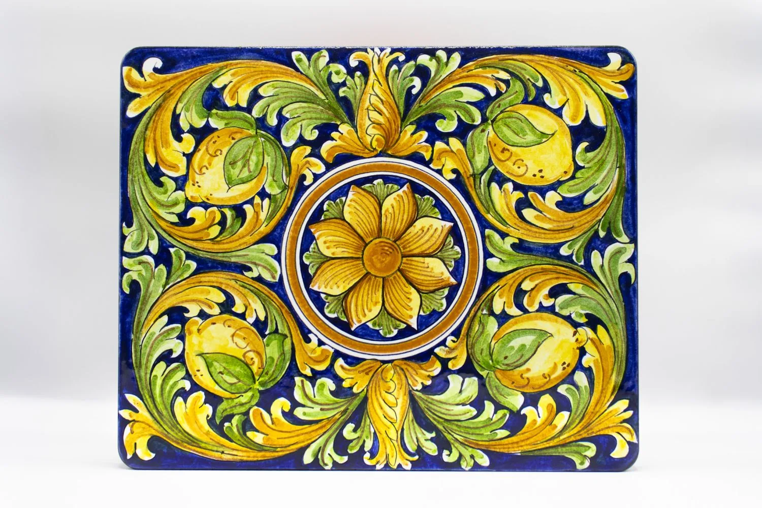 Vassoio Design "Zagara" in Pietra Lavica e Ceramica di Caltagirone